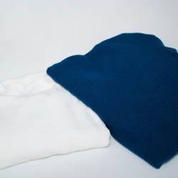 Pull bleu et pull blanc Pull bleu et pull blanc